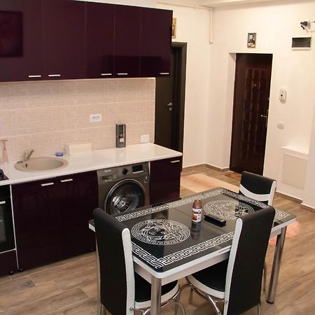 Apartament Capitala Militari Roşu Exterior foto